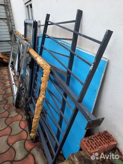 Дверь балконная