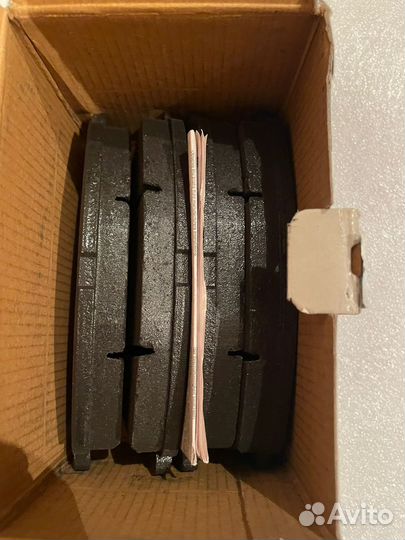 Колодки тормозные дисковые Delphi LP 2031