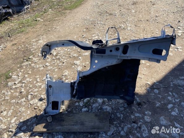 Lexus NX 200/300H четверть передняя левая