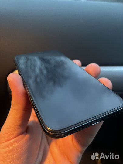 iPhone X, 64 ГБ