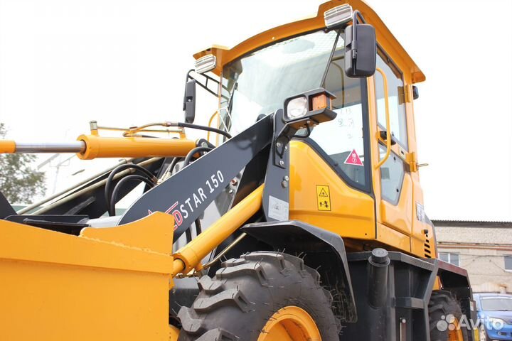 Фронтальный погрузчик Redstar 150, 2023
