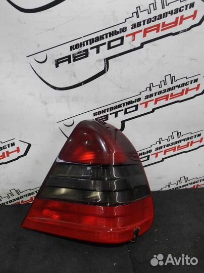 Фонарь mercedes C-class W202 sedan 2 модель правый