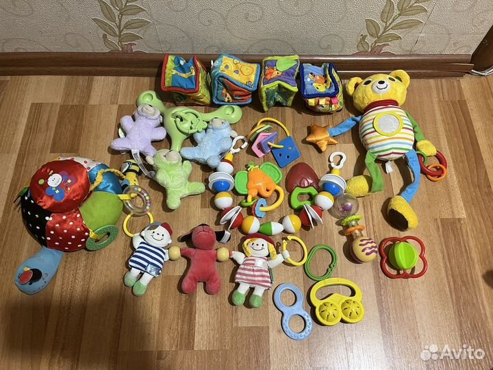 Игрушки погремушки