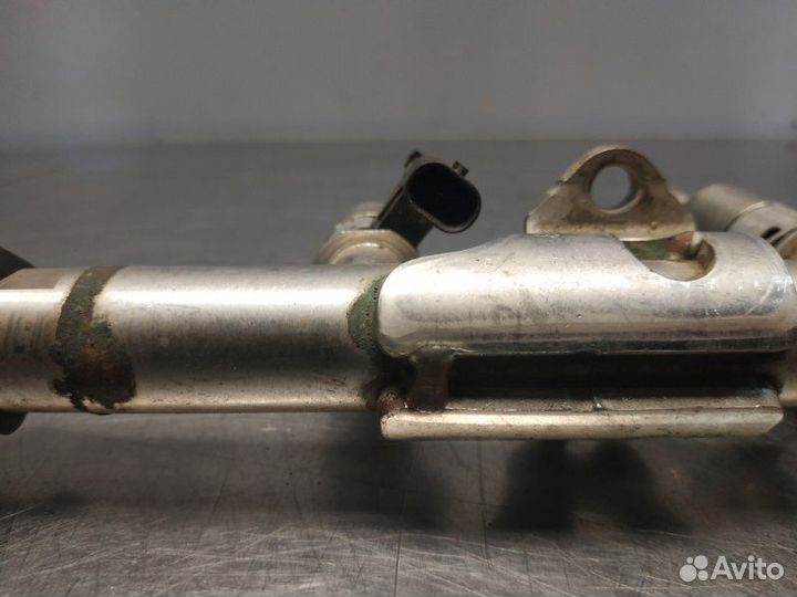 Рейка топливная (рампа) Skoda Octavia A7 chpb