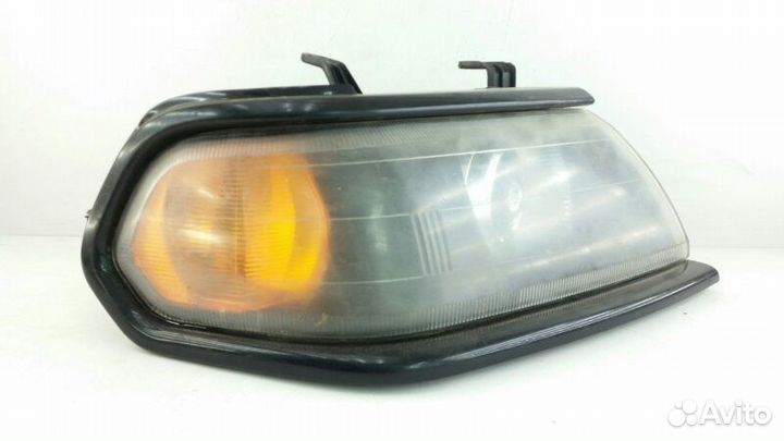 Фара правая Mitsubishi Pajero Sport K96W 6G72 2006