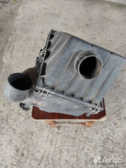 Корпус фильтра на Мерседес w202 дизель