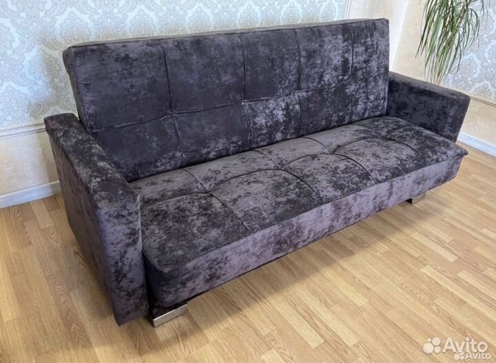 Диван книжка Эрика #5555