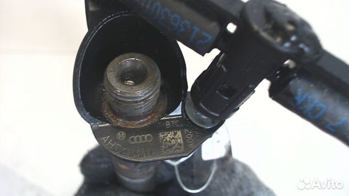 Форсунка топливная Volkswagen Amarok 2016, 2017