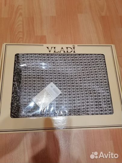 Плед шерстяной новый