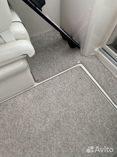 Sea Ray 215, 2007 г.в., 280 м.ч