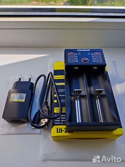 Зарядное устройство LiitoKala Lii-202