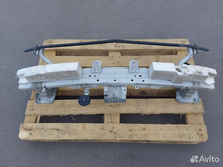 Усилитель переднего бампера Mitsubishi Lancer X