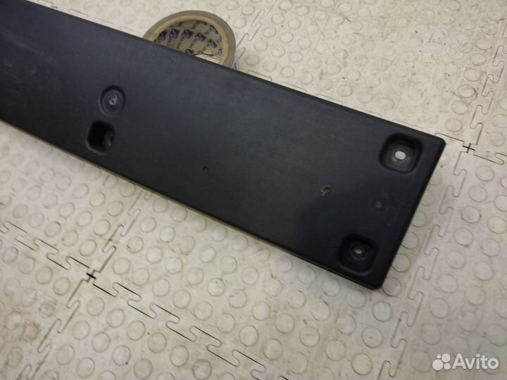 Накладка под номер передняя Hyundai H1 TQ 2017