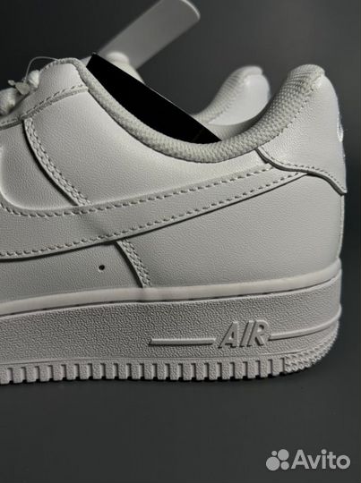 Кроссовки Nike AIR force 1 белые