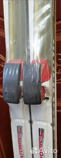 Лыжи беговые детские 160 и лыжные палки 130