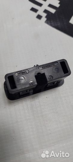 Накладки и заглушки двери багажника Land Rover