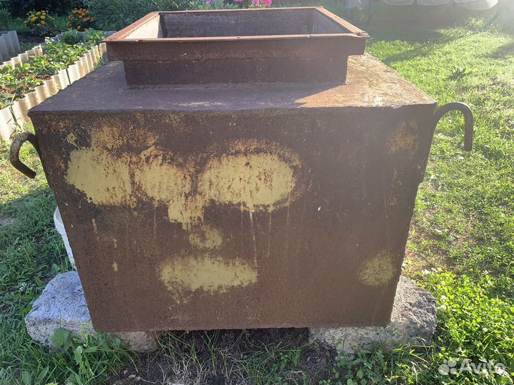 Железный бак