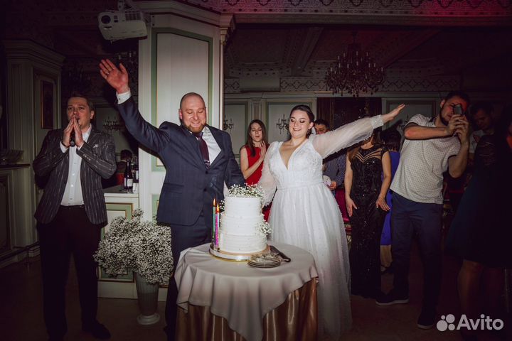 Ведущий на корпоратив