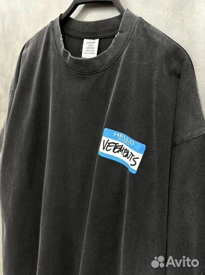 Футболка Hello my name is Vetements