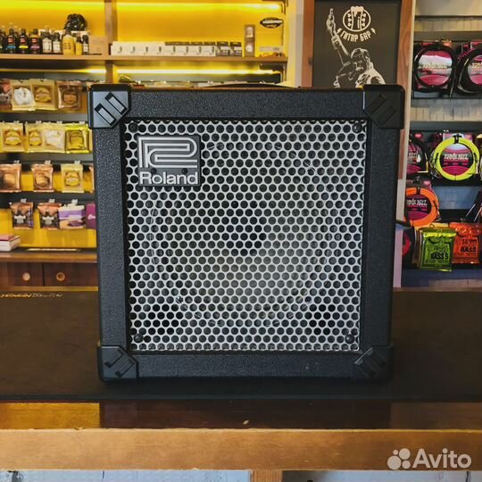 Комбоусилитель для электрогитары Roland Cube 15 Ch