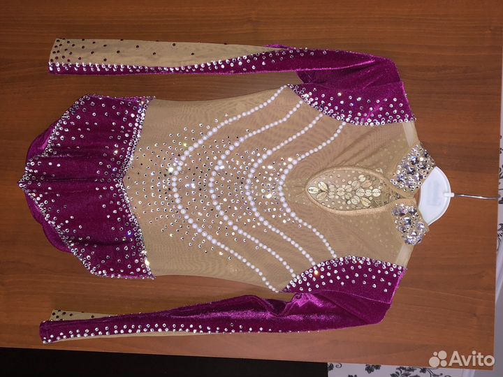 Купальник для художественной гимнастики