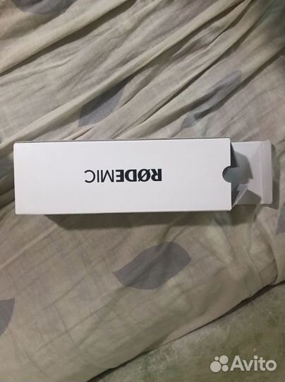 Студийный конденсаторный микрофон Rode nt1-a