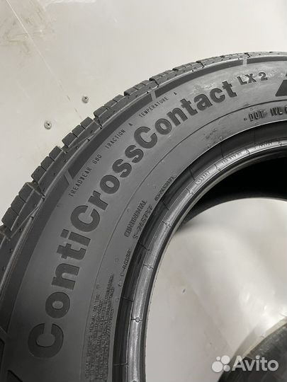 Continental ContiCrossContact LX2 215/65 R16