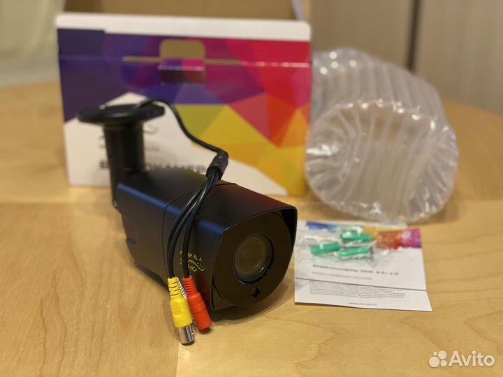 FullHD камеры с регулируемым углом обзора