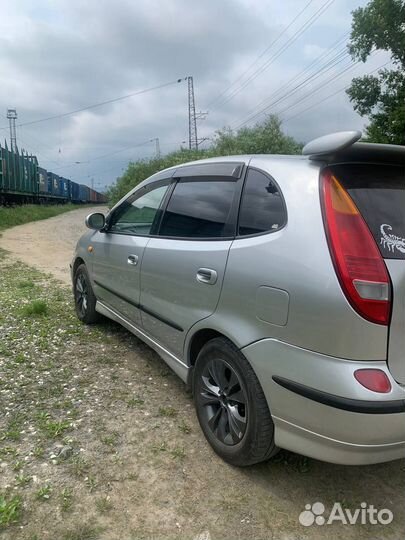 Nissan Tino 1.8 AT, 1999, 260 000 км