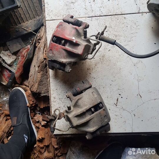 Супорт тормозной передний правый ауди а4 б5