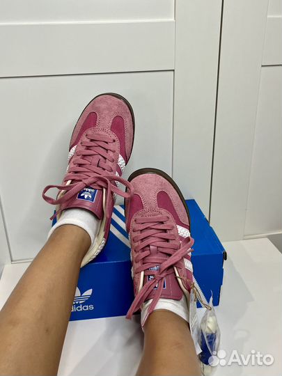 Adidas Gazelle бело-розовые, новые, доставка за мо