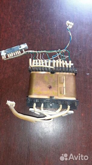 От Комета 225с-2, трансформатор и корпус