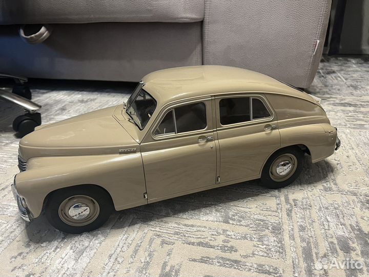 Модель автомобиля Победа М-20 деагостини