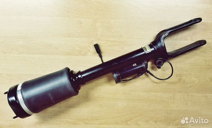 Пневмостойка GL W164 передняя