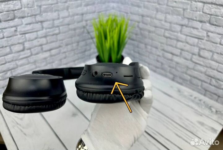 Беспроводные наушники JBL Tune 1100