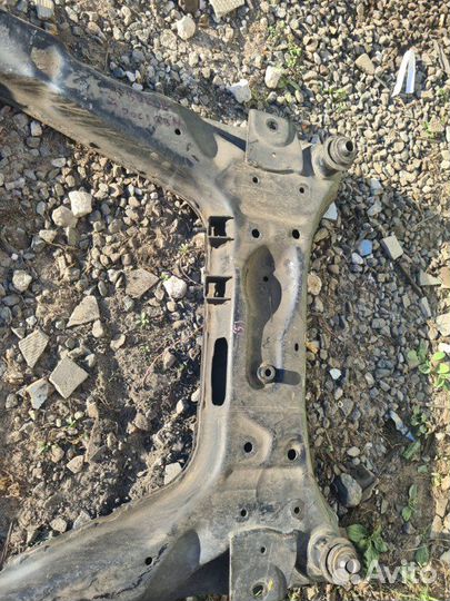 Подрамник передний Nissan X-Trail T31 QR25 2012