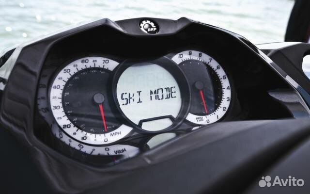 Гидроцикл BRP Sea-Doo Wake 155