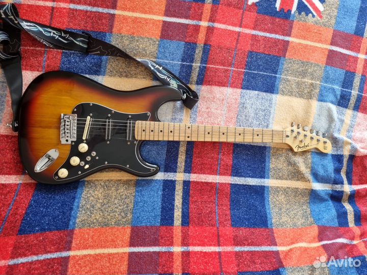 Fender American Stratocaster китай 2003