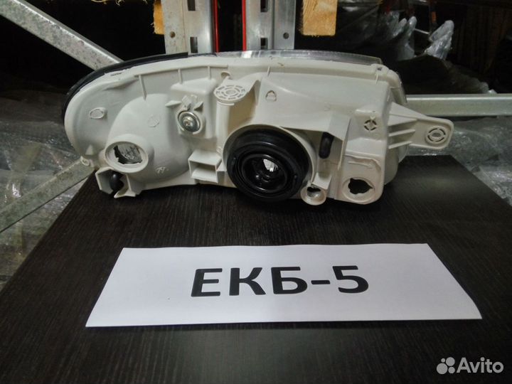 Фара левая Hyundai Accent 2 лс 2000-2012