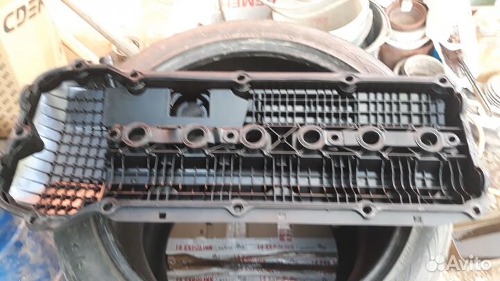 Крышка головки блока цилиндров бмв Е53 М54б30