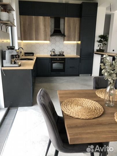 Кухни на заказ с гарантией