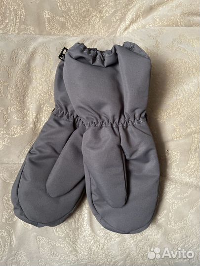 Варежки крани зимние