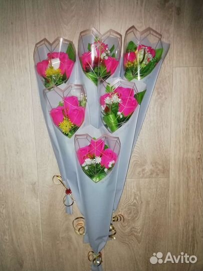 Букеты роз ароматные, пенные