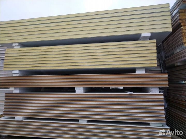 Сэндвич-панели 50000 м2 в наличии