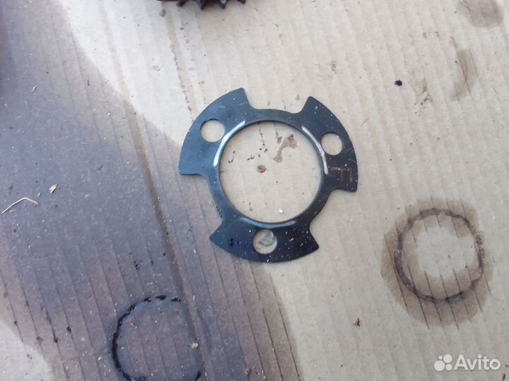 Тарелчитая пружина выпуск распредвала Bmw 5 Е39