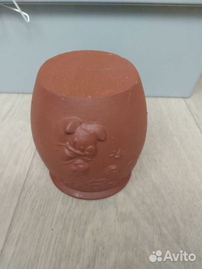 Горшок глиняный