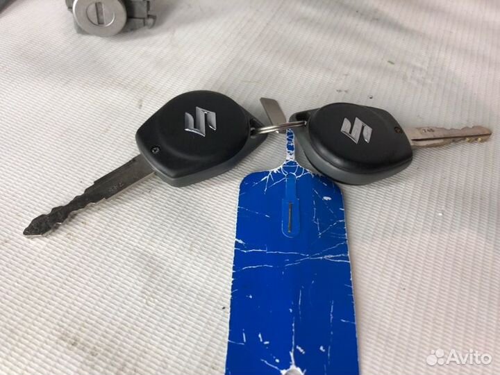 Замок зажигания Suzuki Sx4 седан M16A 2008