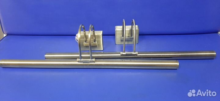 Светильник настенный для картин и фото