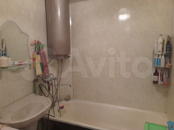 3-к. квартира, 72 м², 2/2 эт.
