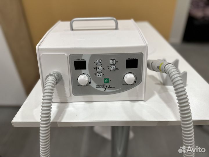 Аппарат для педикюра с пылесосом